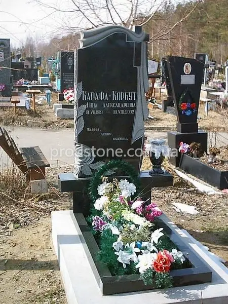 Одинарный памятник №8