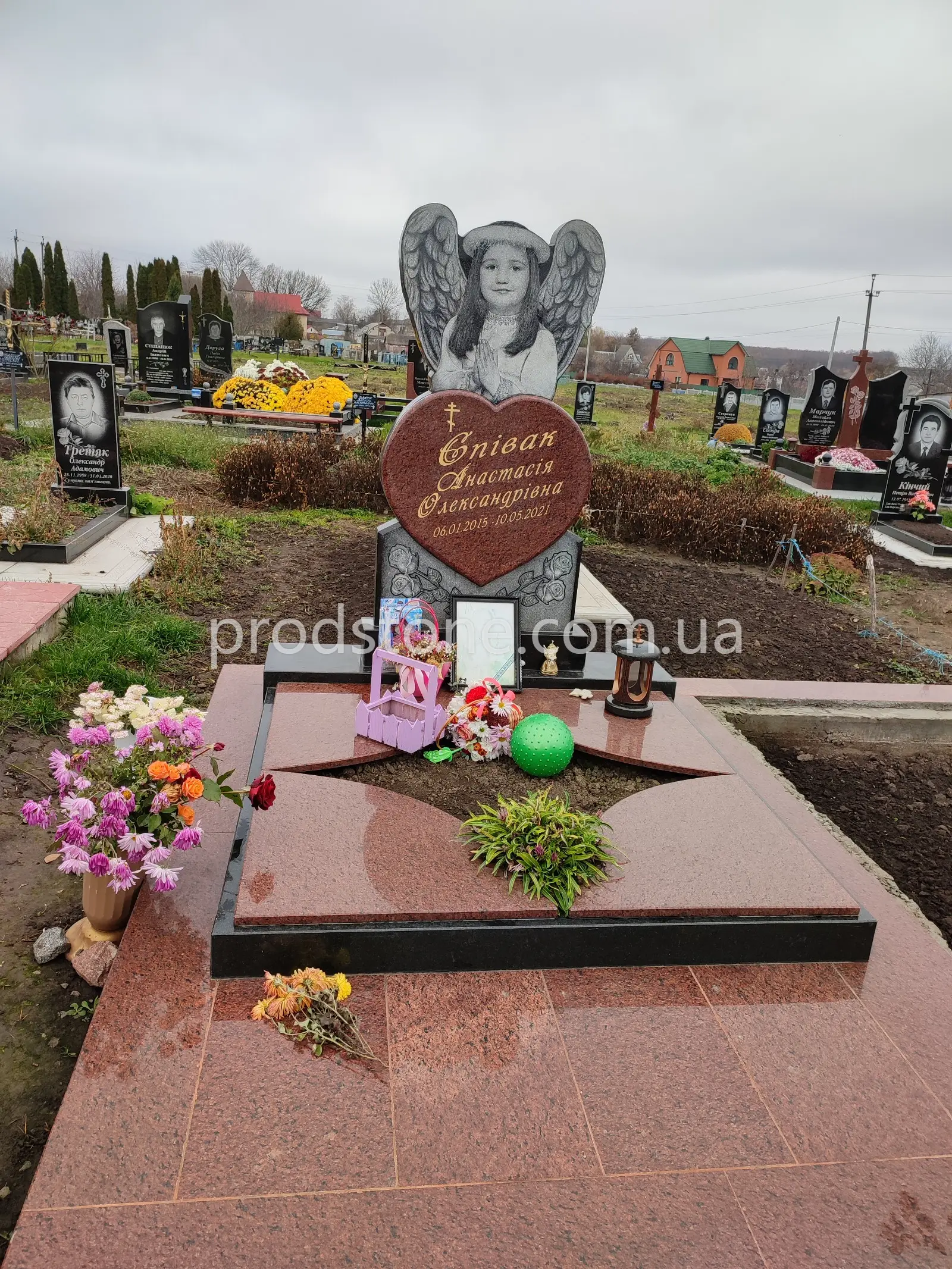 Детский памятник №3