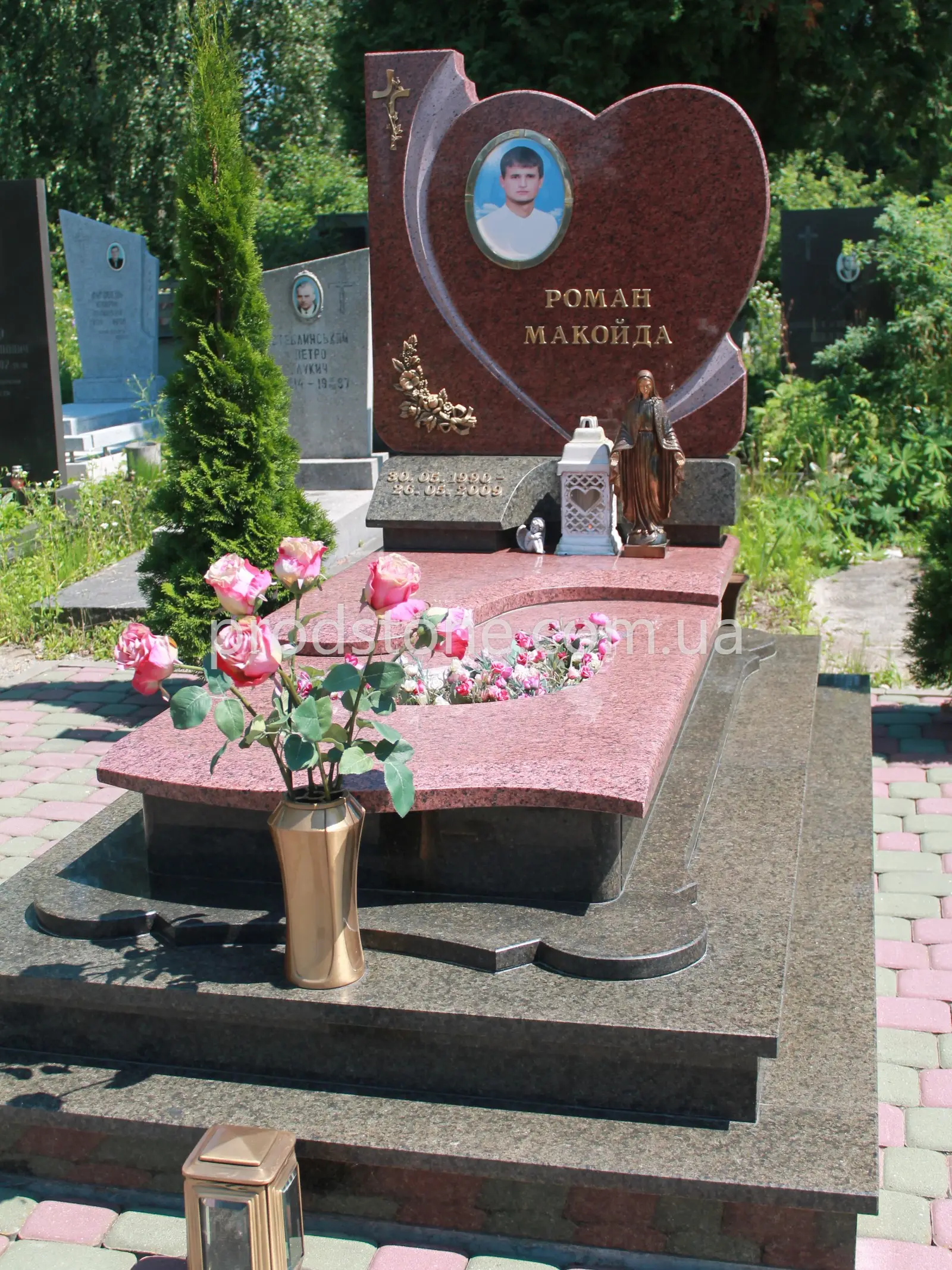 Эксклюзивный одинарный памятник №43